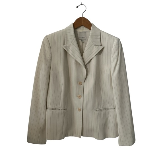 Anne Klein Ivory Pinstripe Blazer sz 10P - Picture 1 of 11